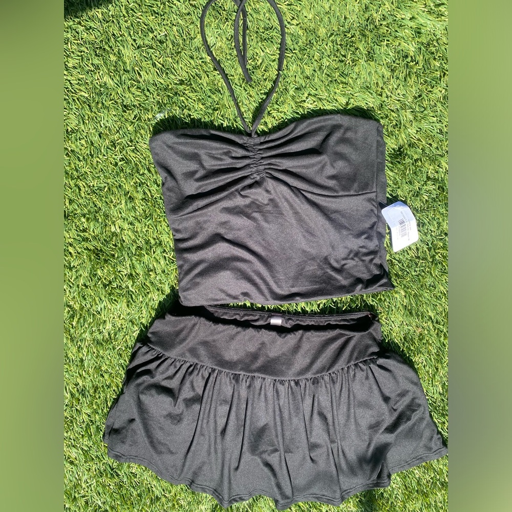 Black set